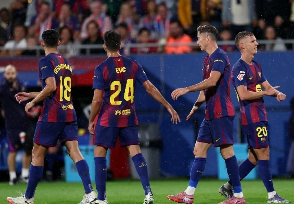 prediksi-pertandingan-real-oviedo-vs-barcelona