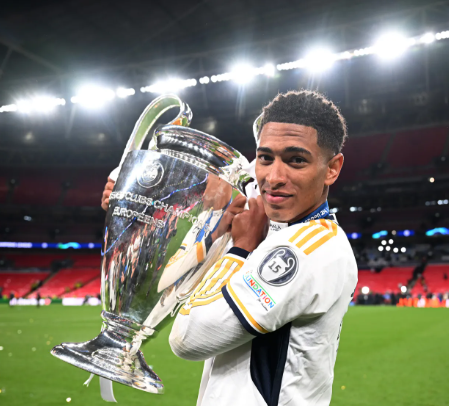 tanggapan-bellingham-usai-dirinya-tidak-masuk-skuad-inggris